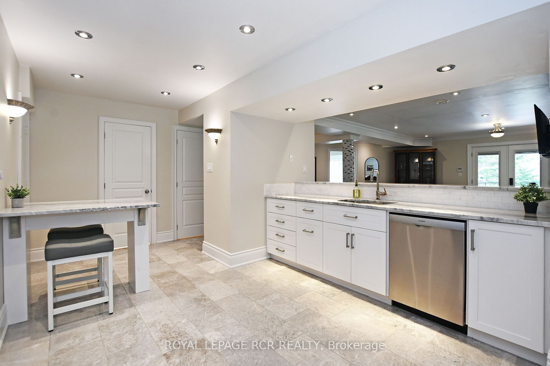 100 Woodland Hills Blvd
