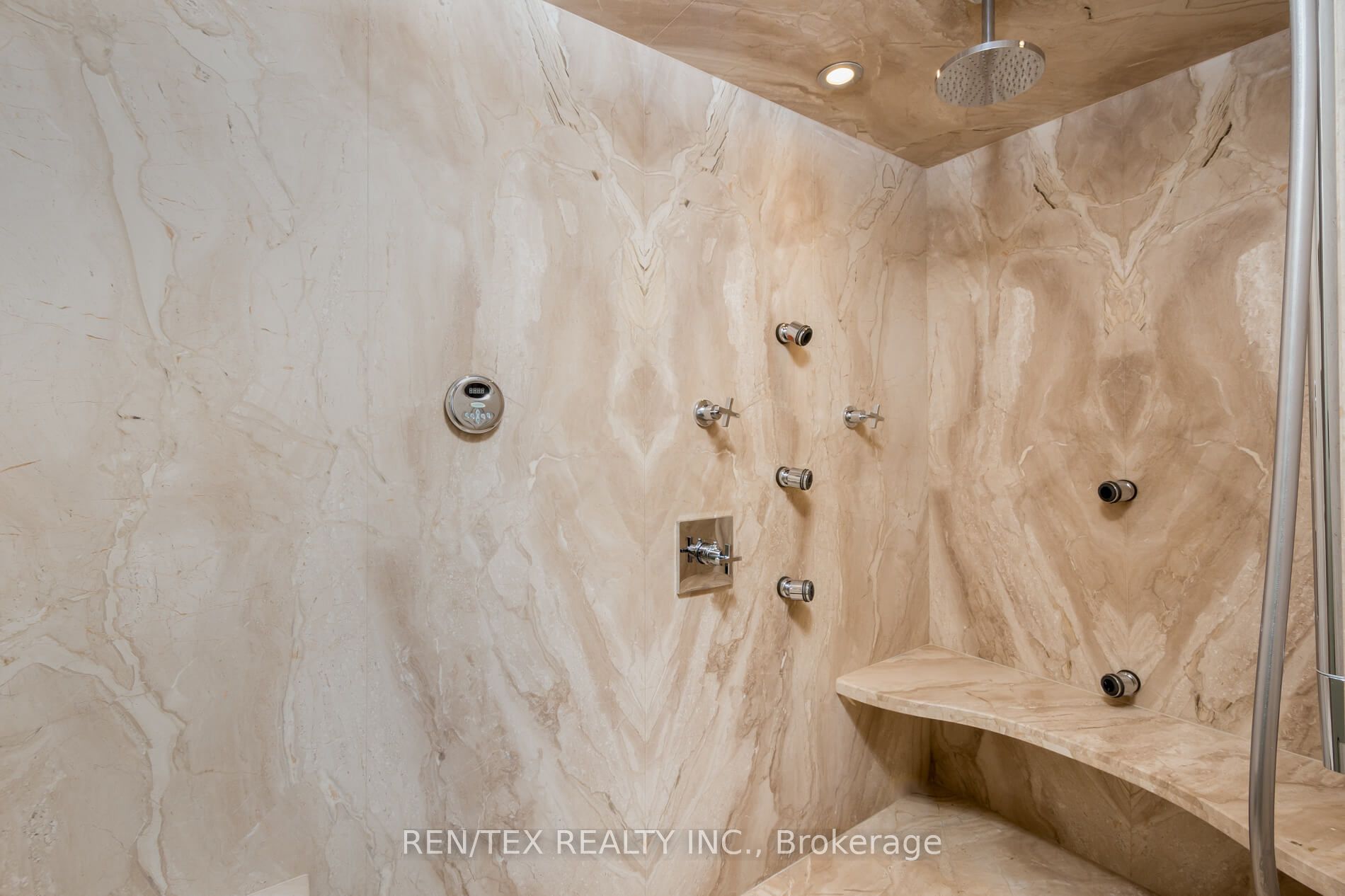 90 Klein's Cres