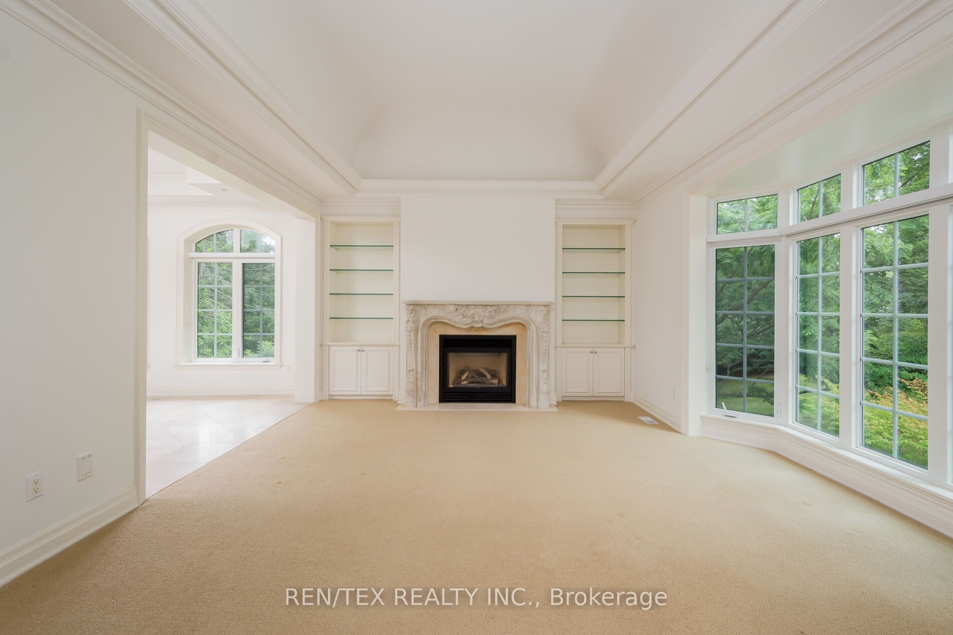90 Klein's Cres