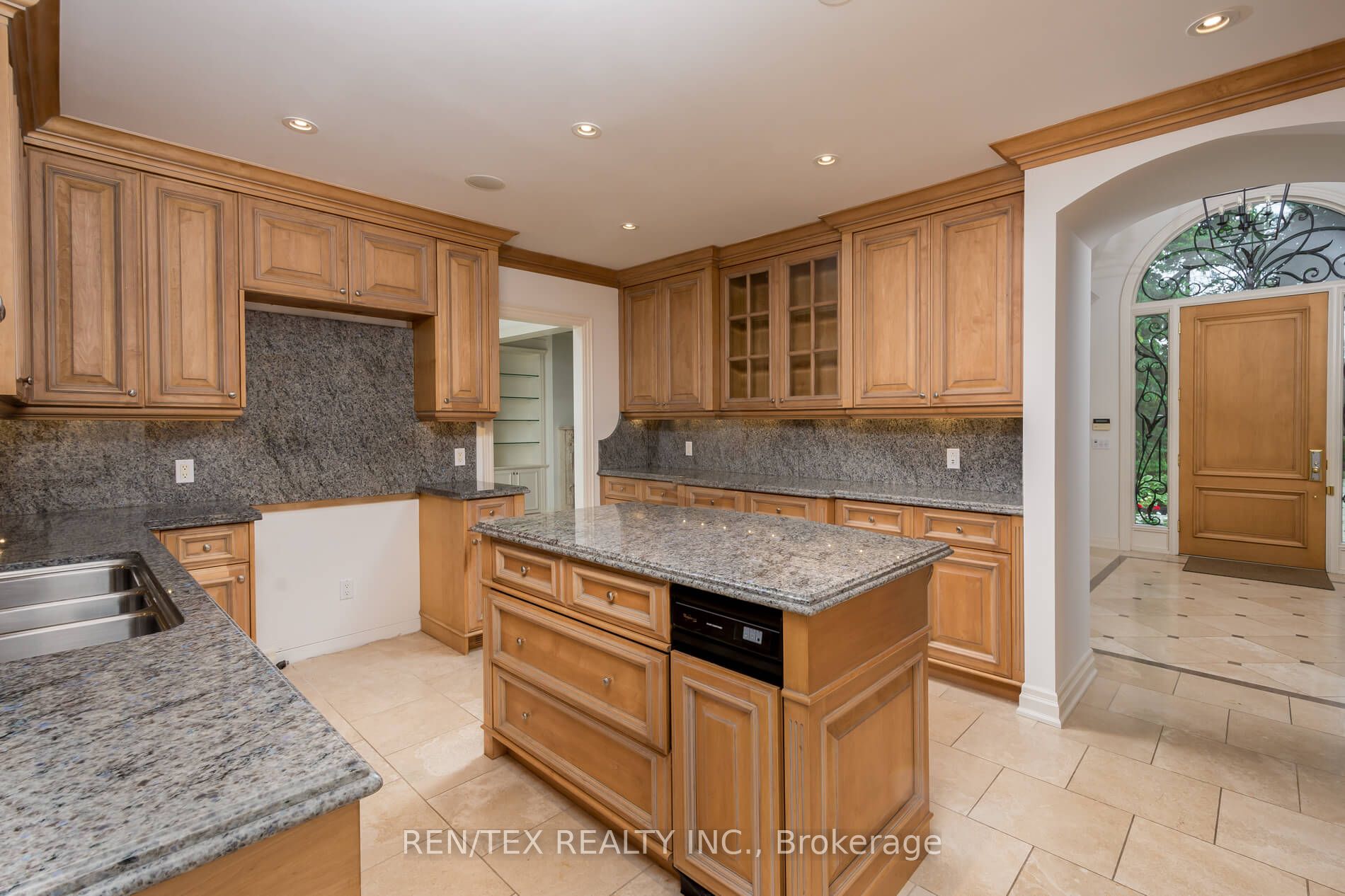 90 Klein's Cres