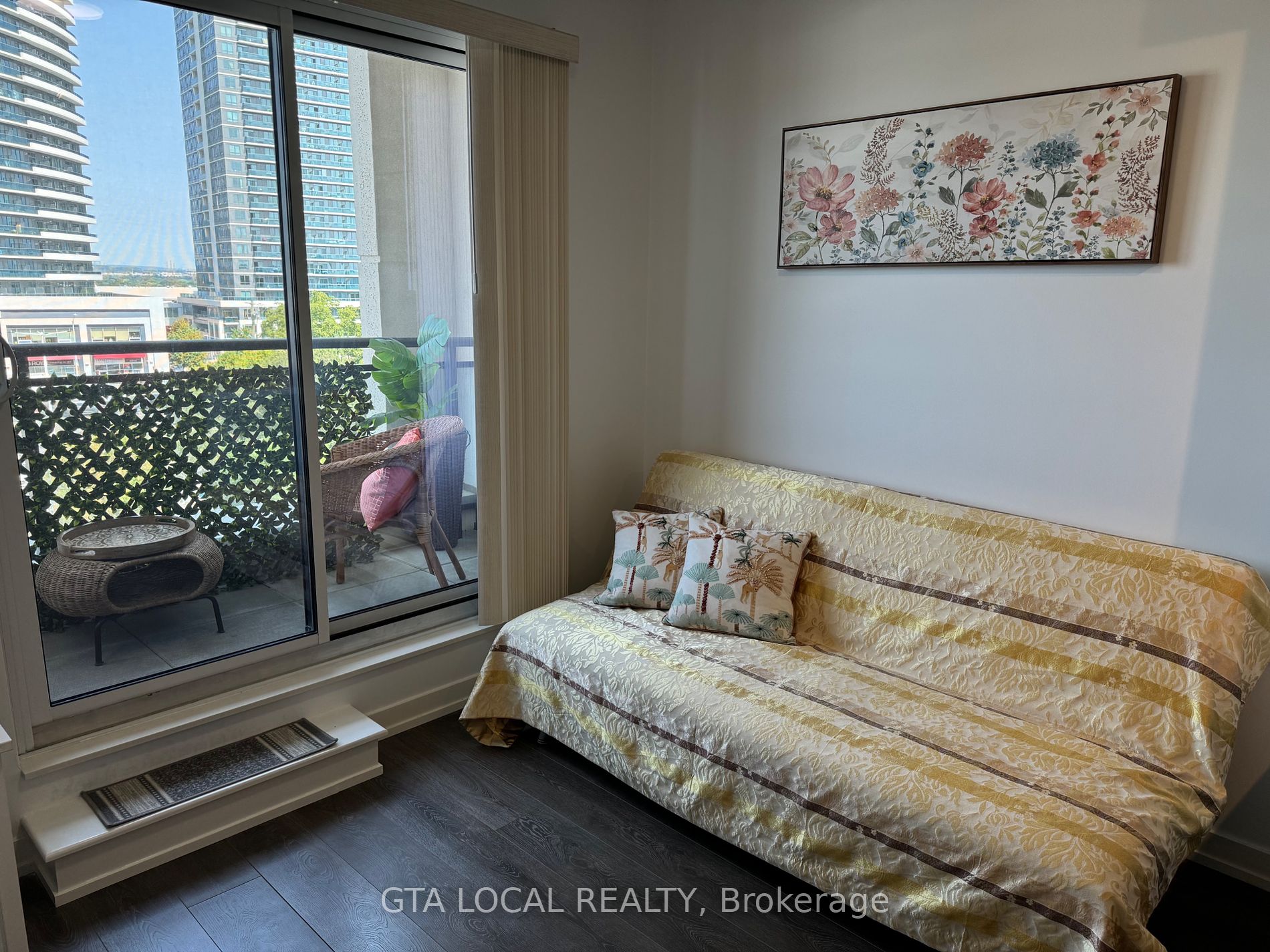 1 Grandview Ave, #503