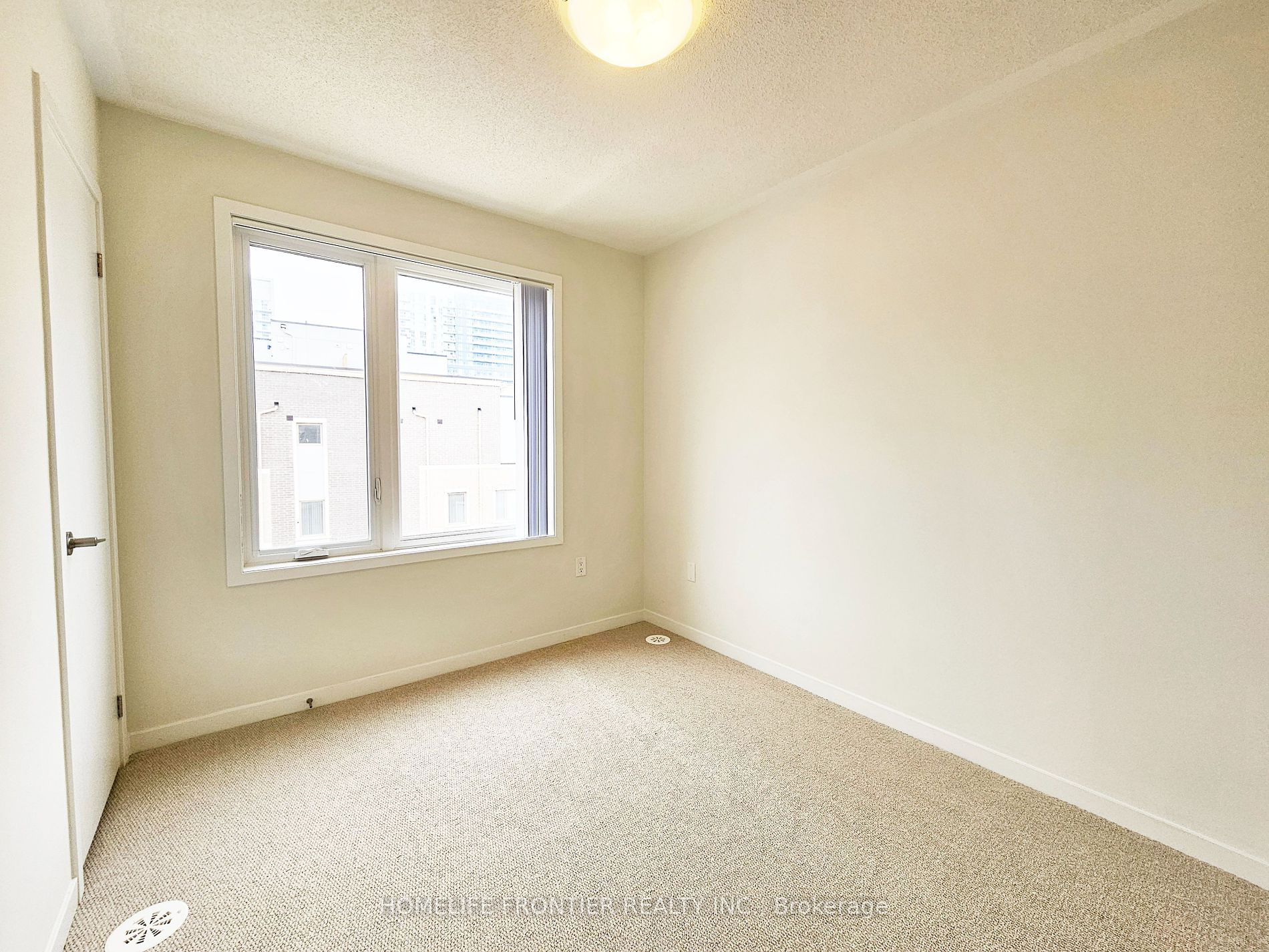 140 Honeycrisp Cres, #TH 295