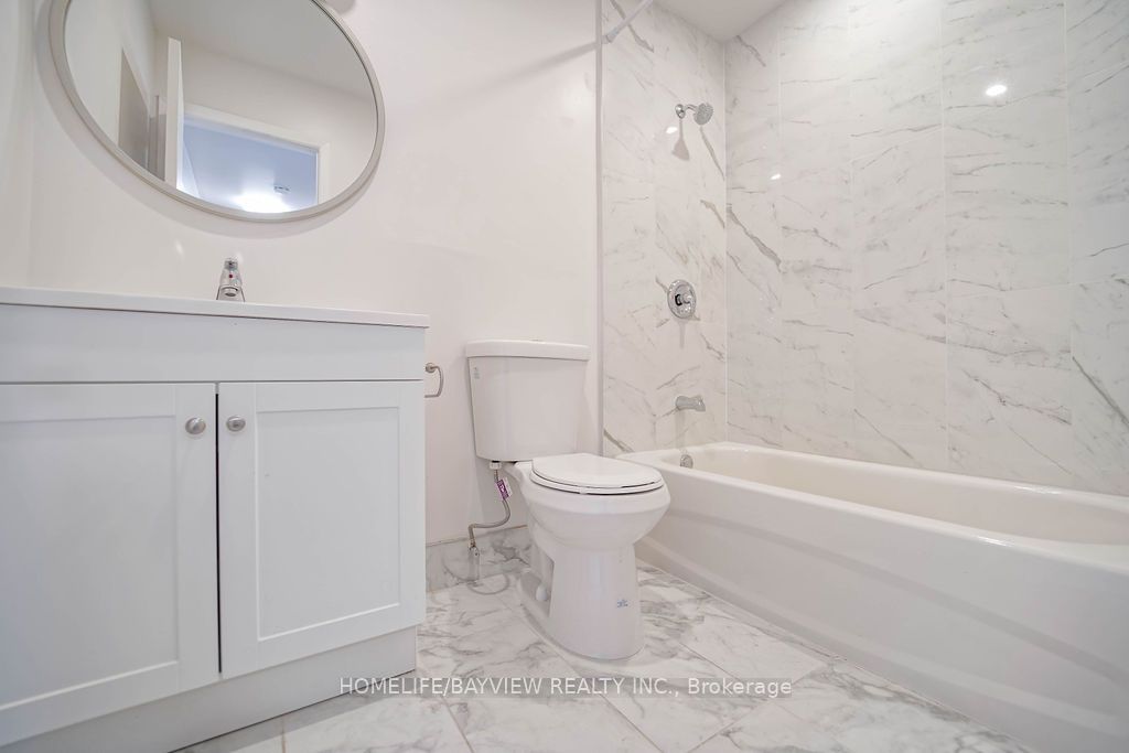 12 Poplar Cres, #34