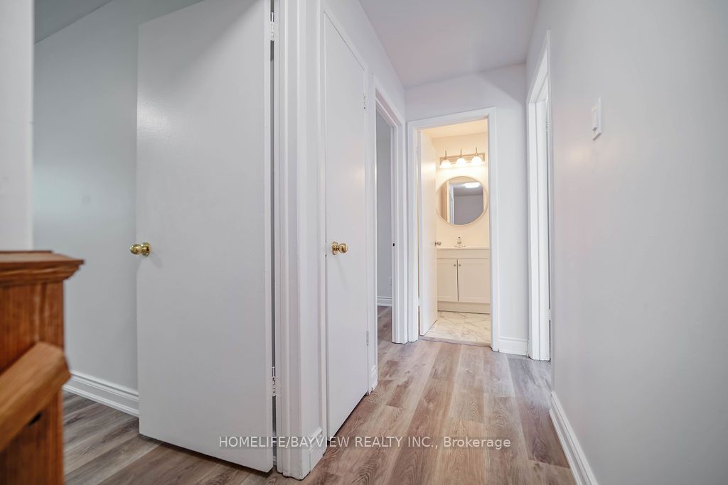 12 Poplar Cres, #34