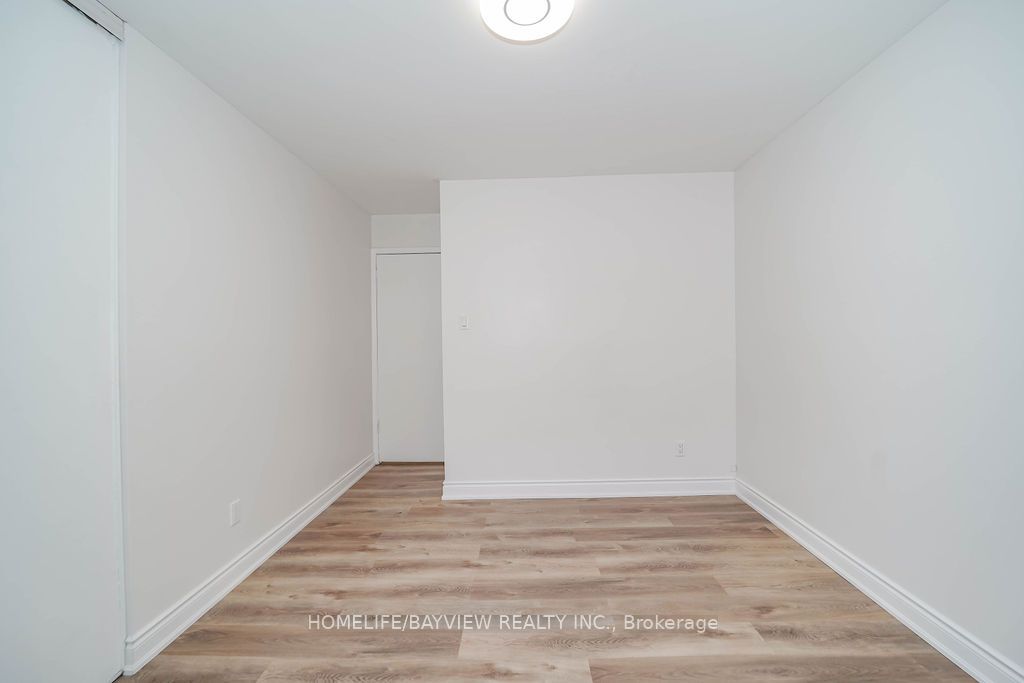 12 Poplar Cres, #34