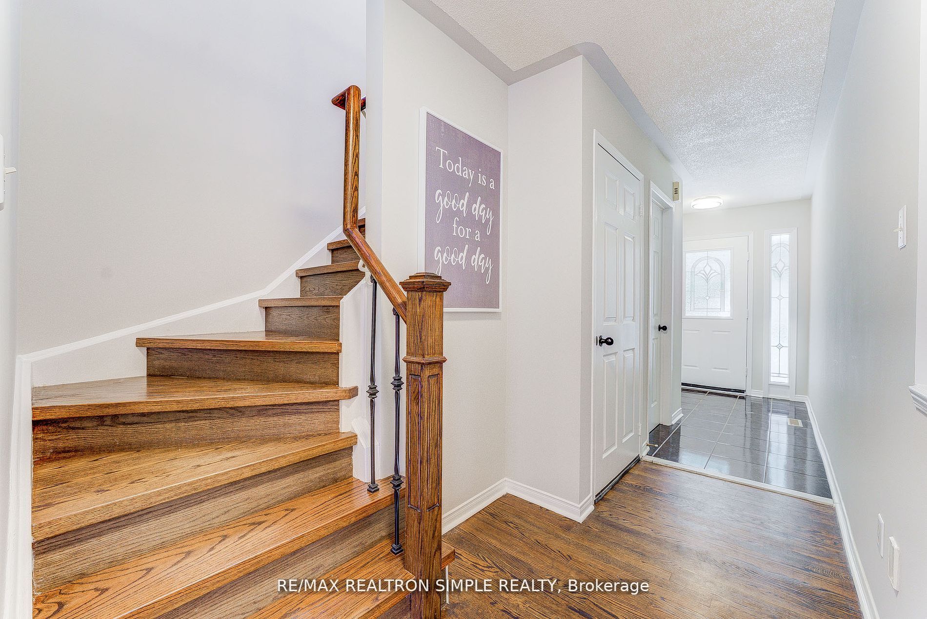 71 Schouten Cres