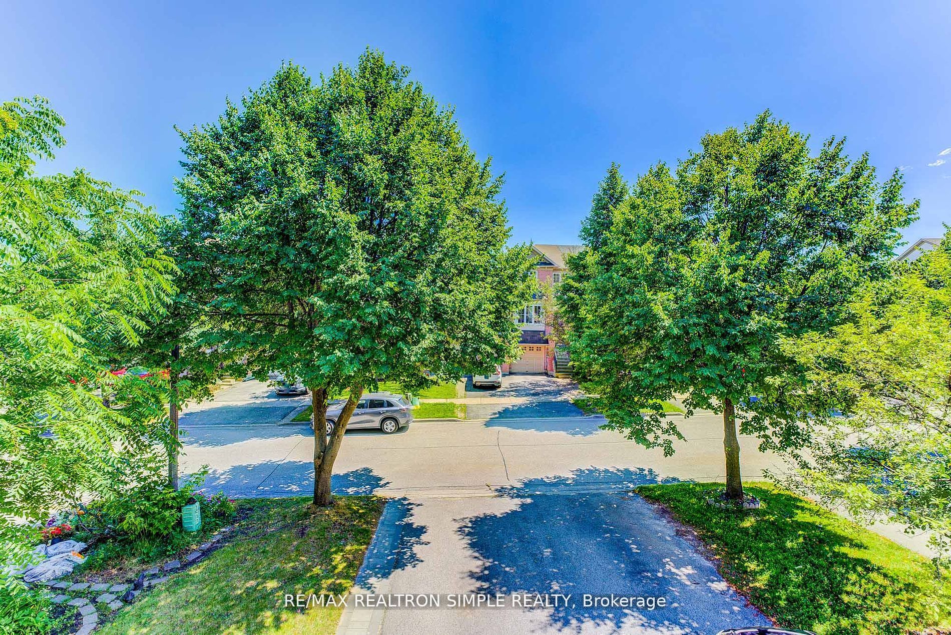 71 Schouten Cres