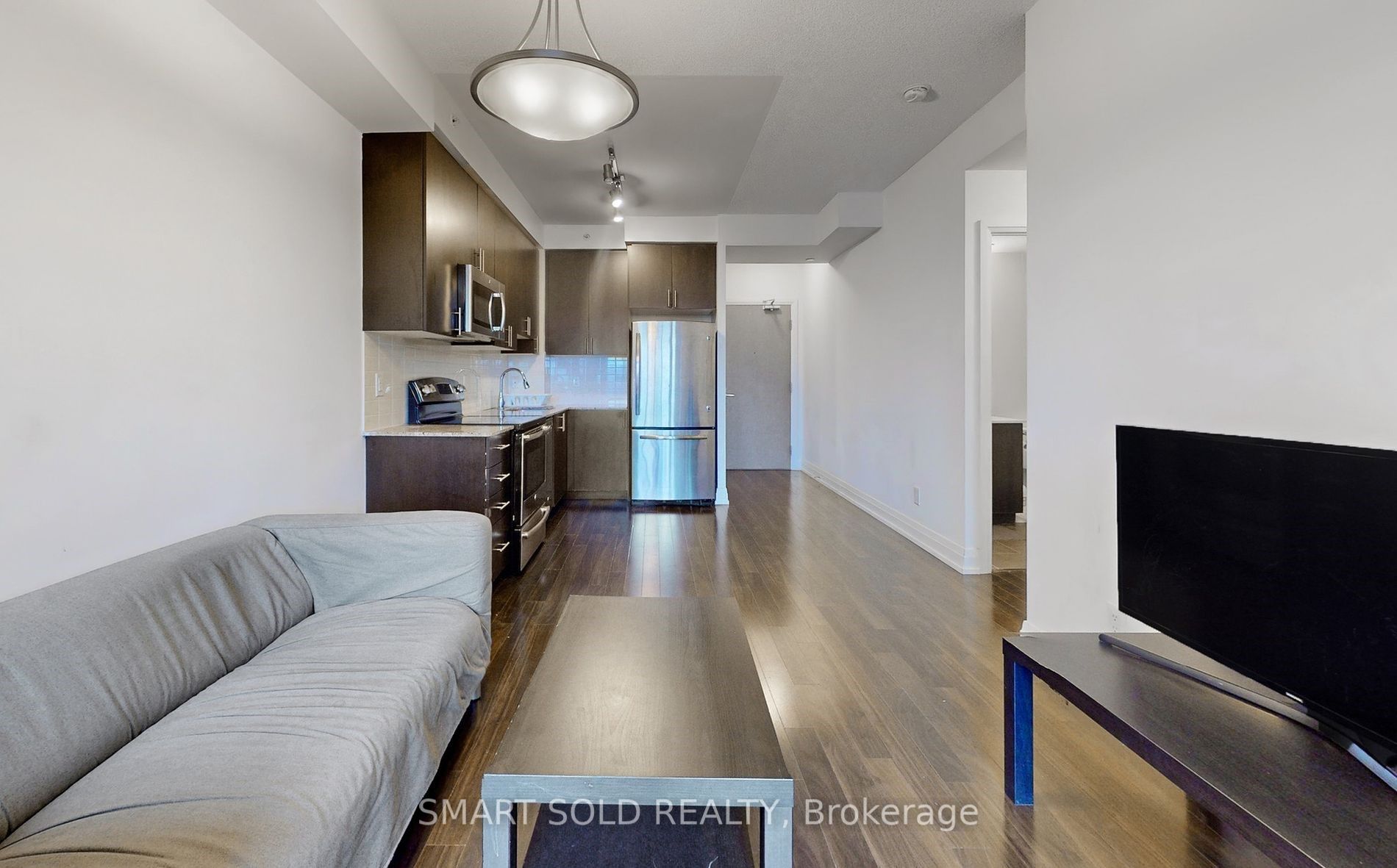 7165 Yonge St, #1110