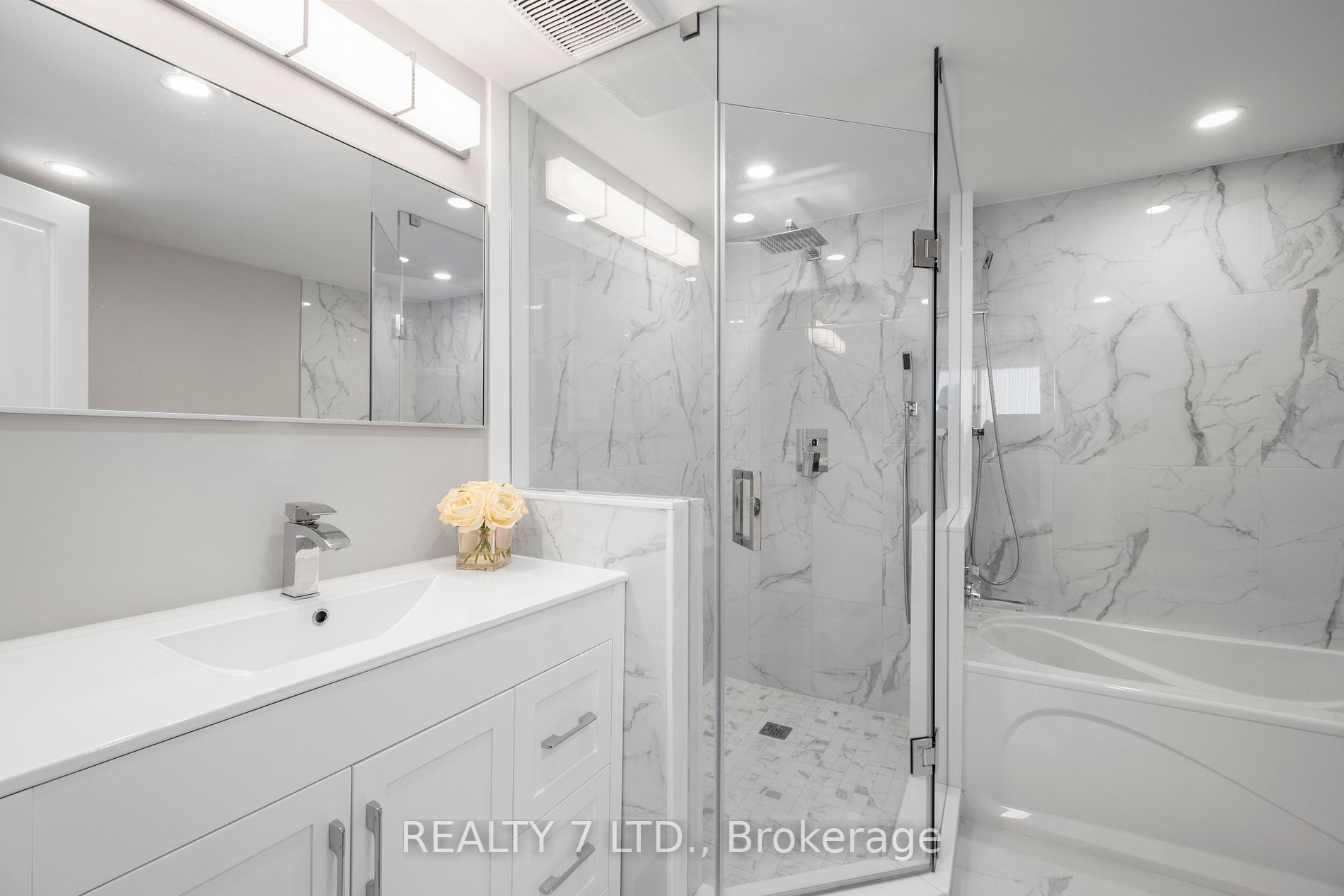 120 Promenade Circ, #909