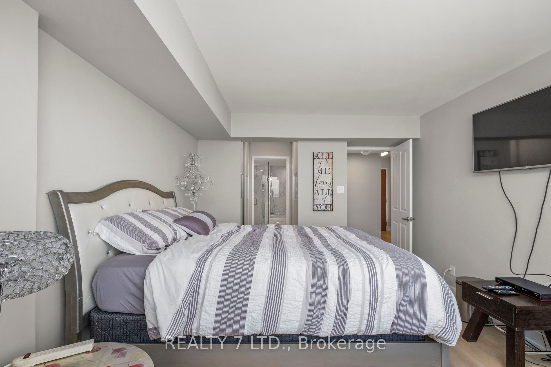 120 Promenade Circ, #909