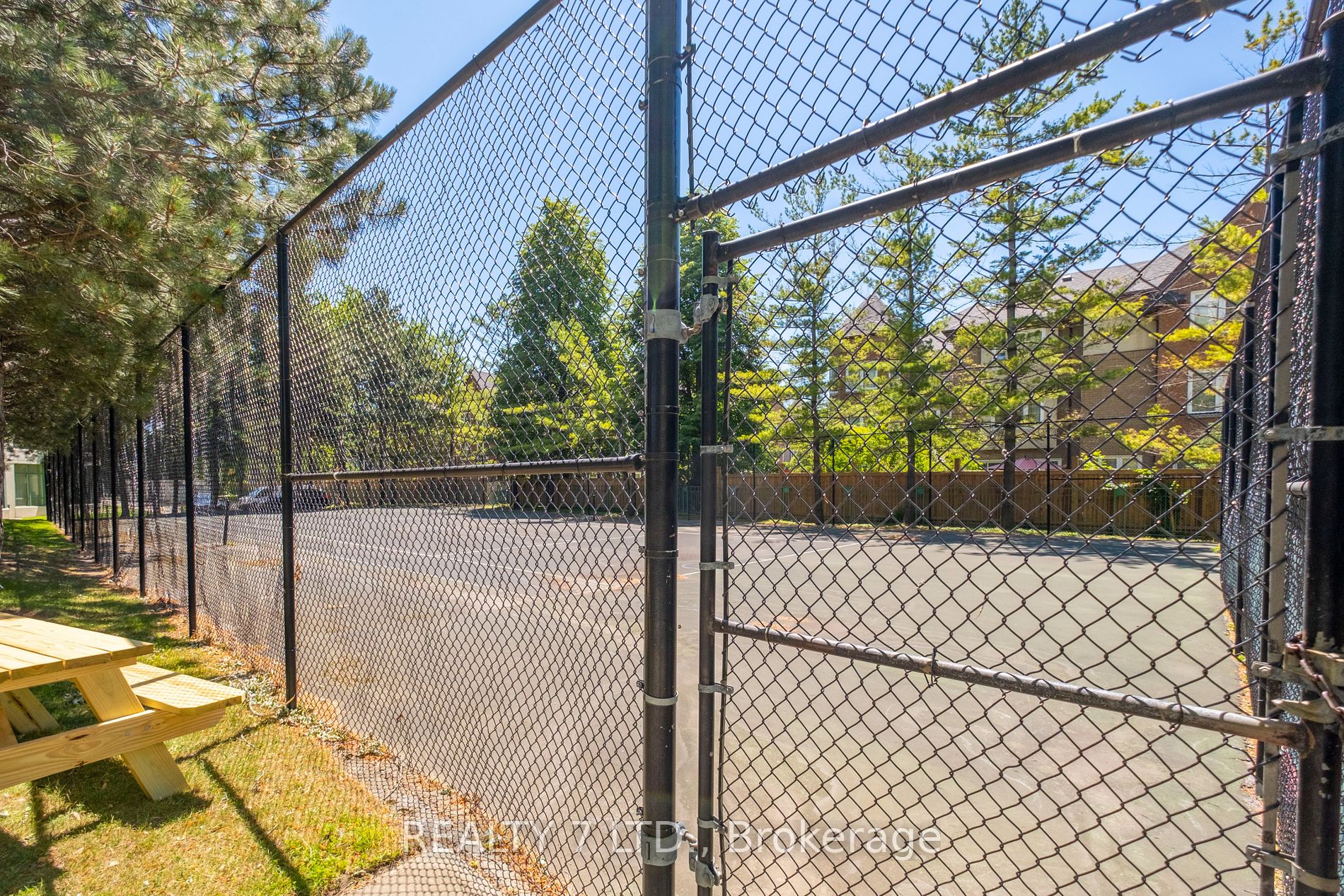 120 Promenade Circ, #909
