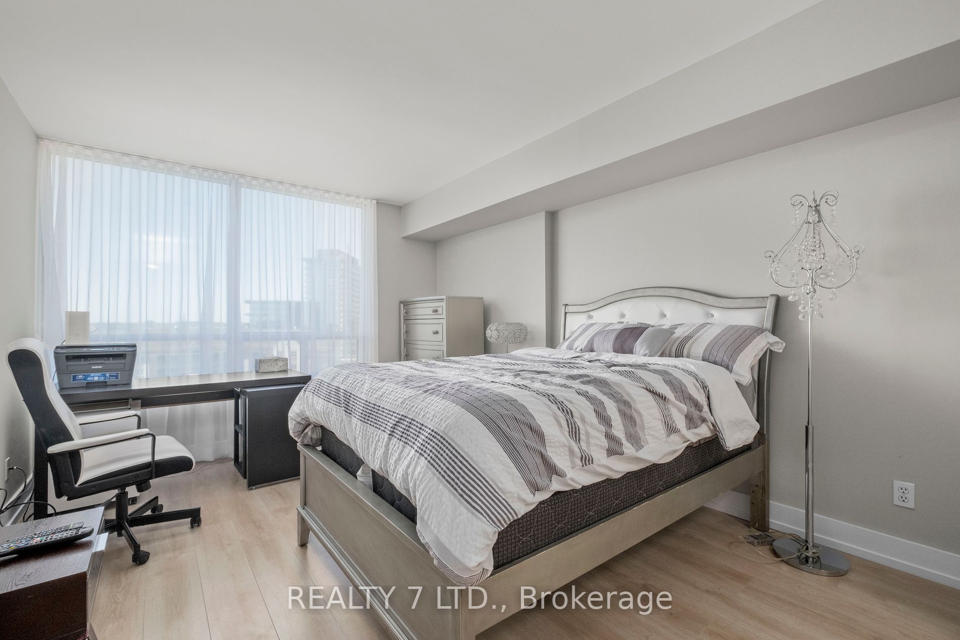 120 Promenade Circ, #909