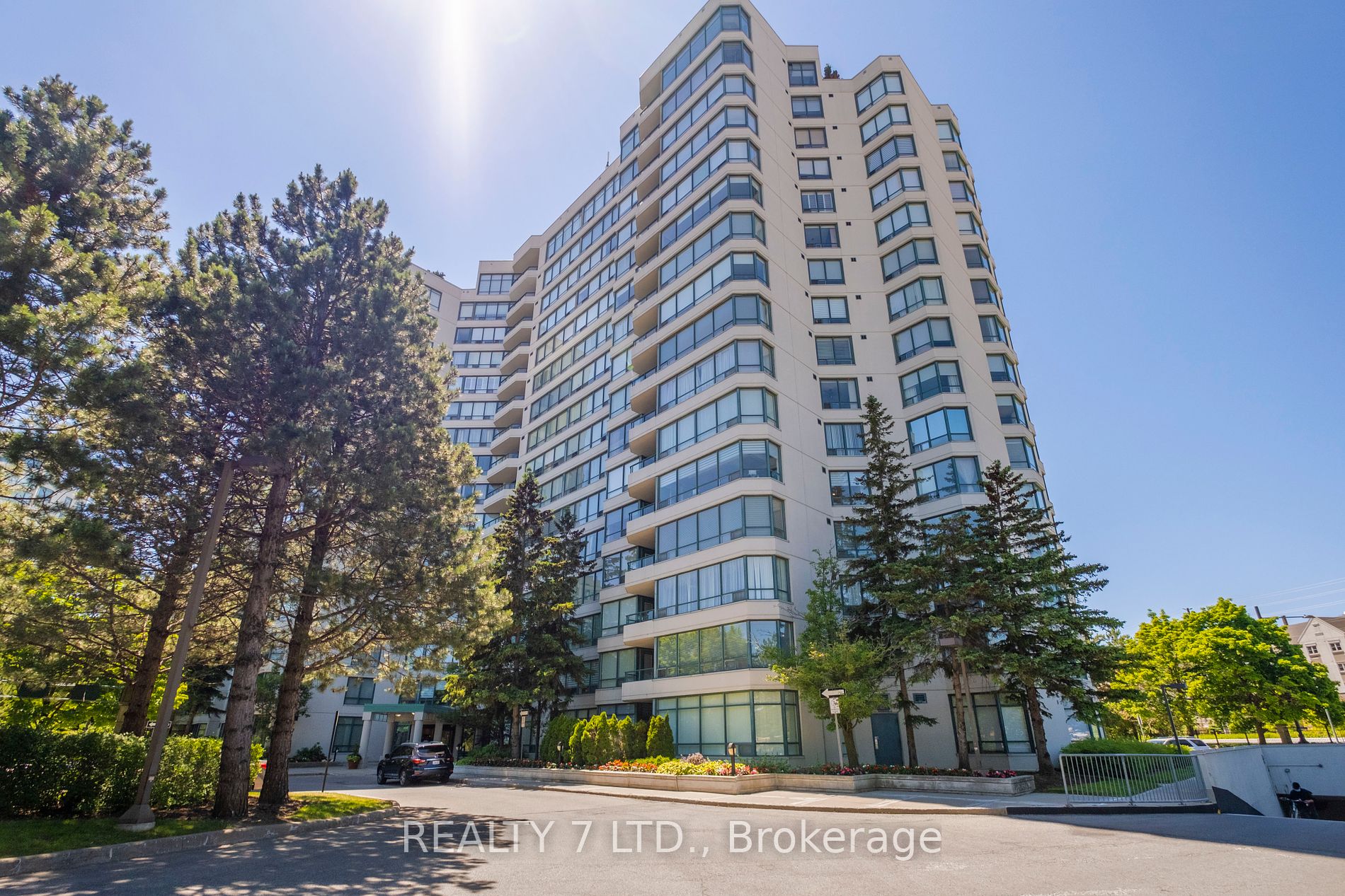 120 Promenade Circ, #909