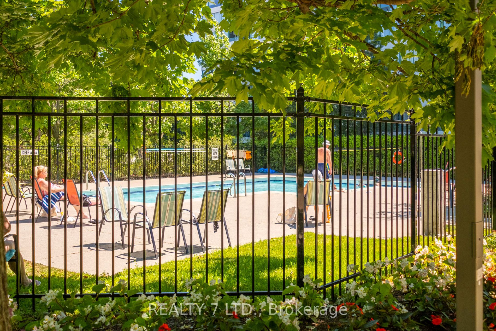 120 Promenade Circ, #909