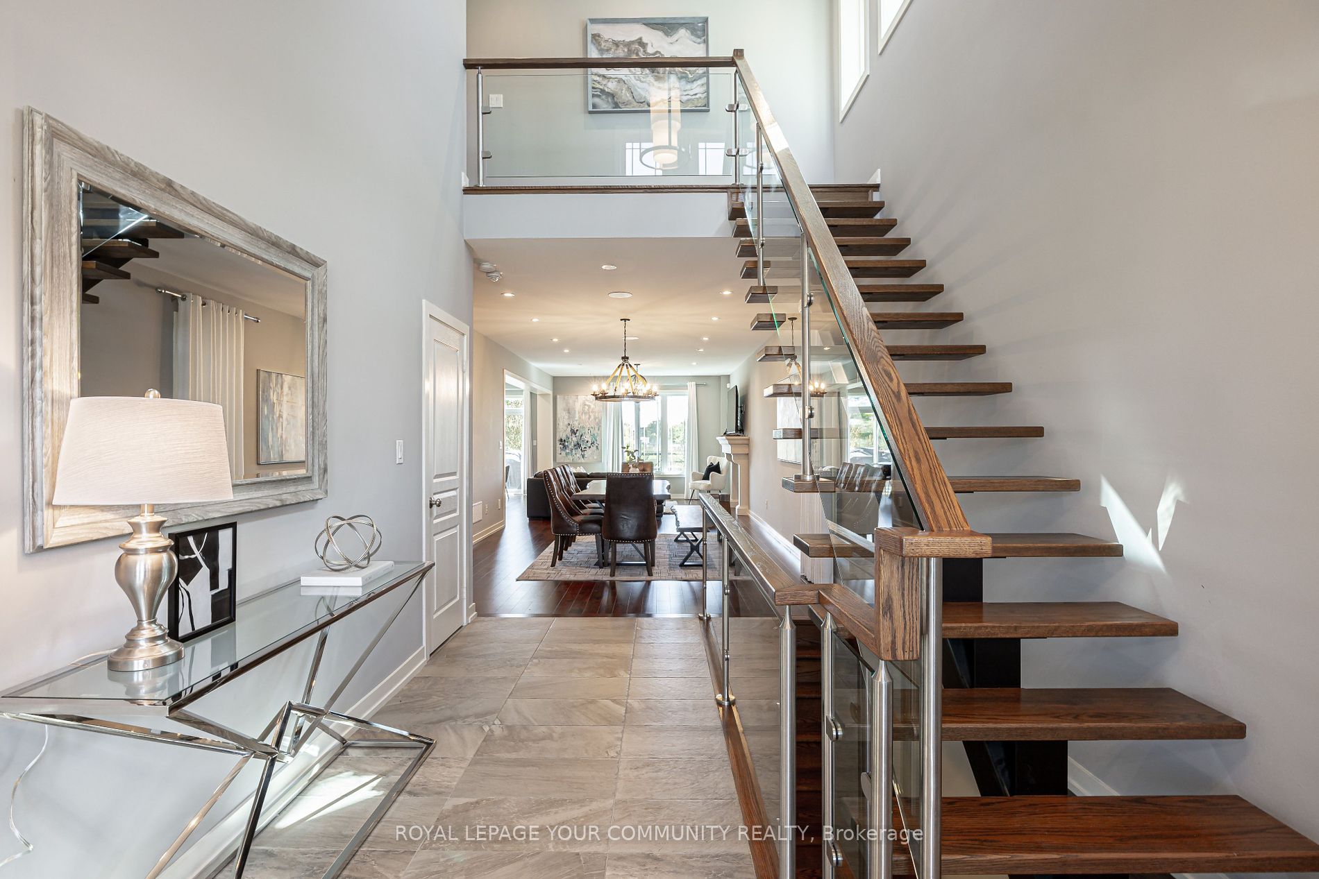 7 Turner Dr