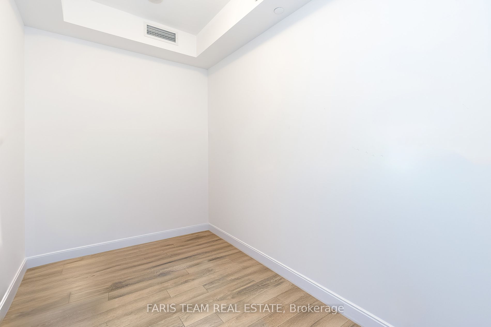241 Sea Ray Ave, #305