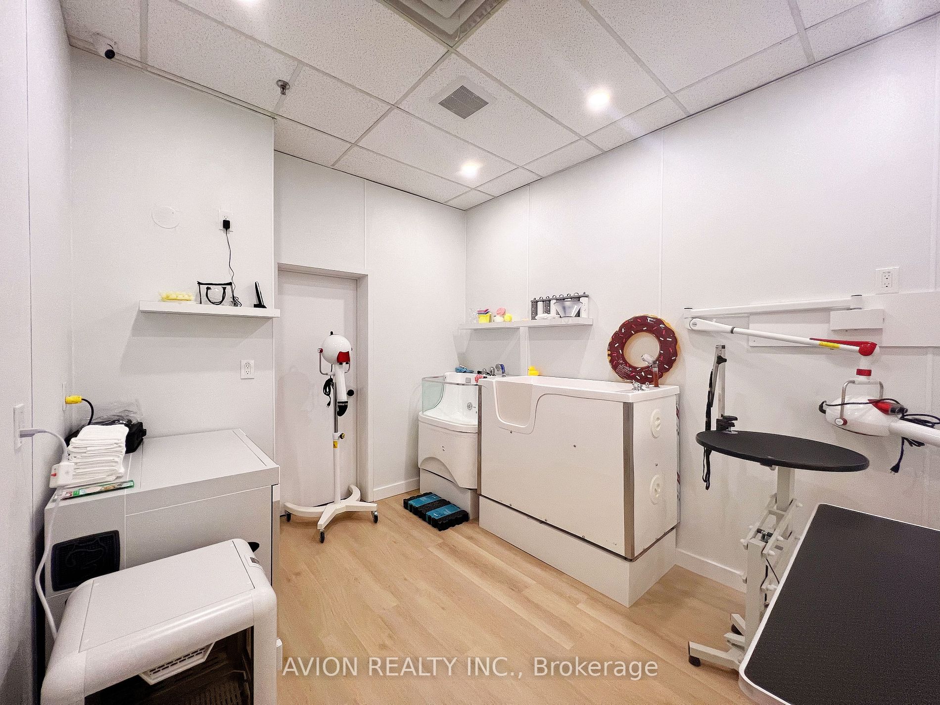1 Spadina Rd, #7