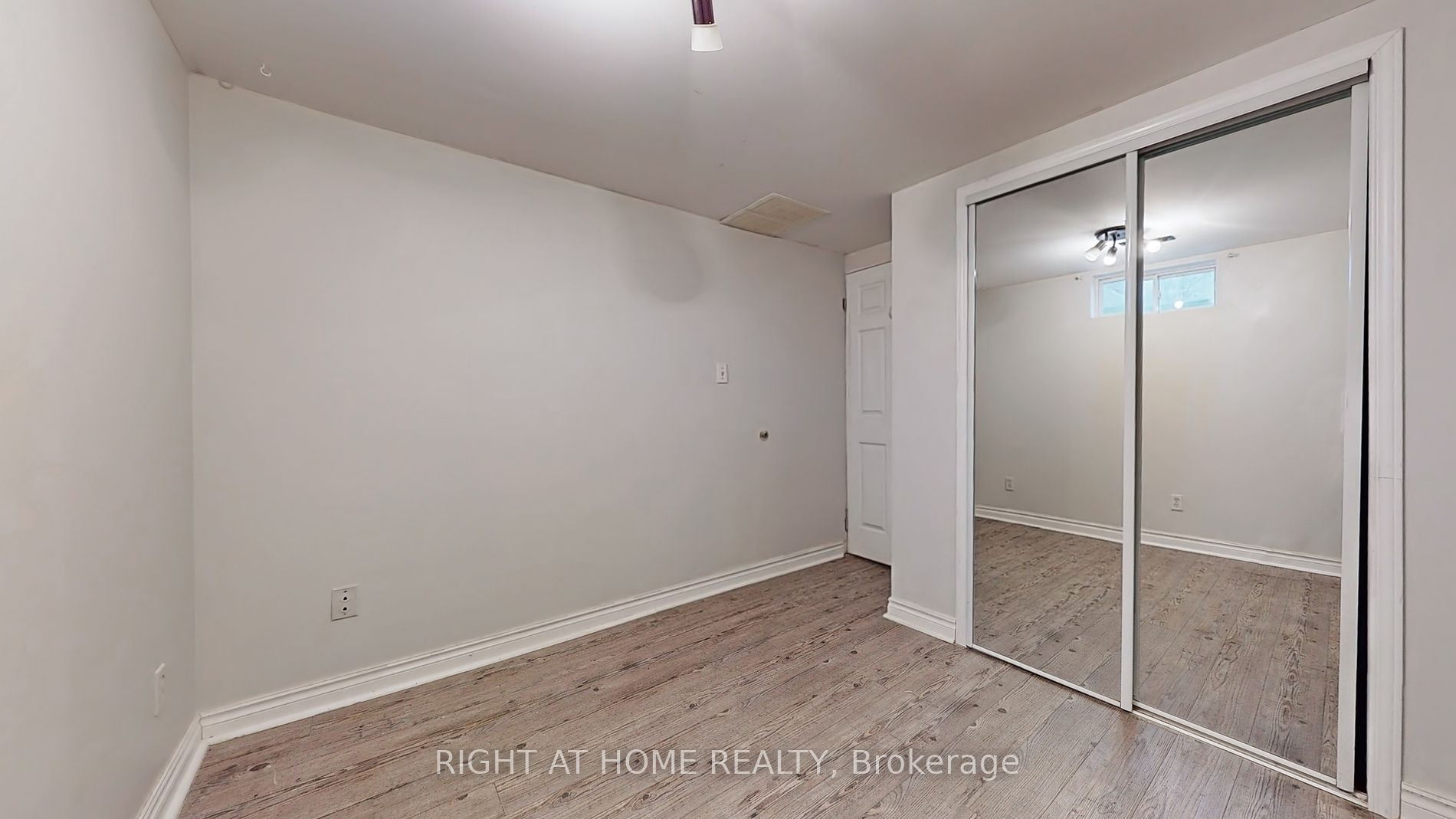265 Andrew St