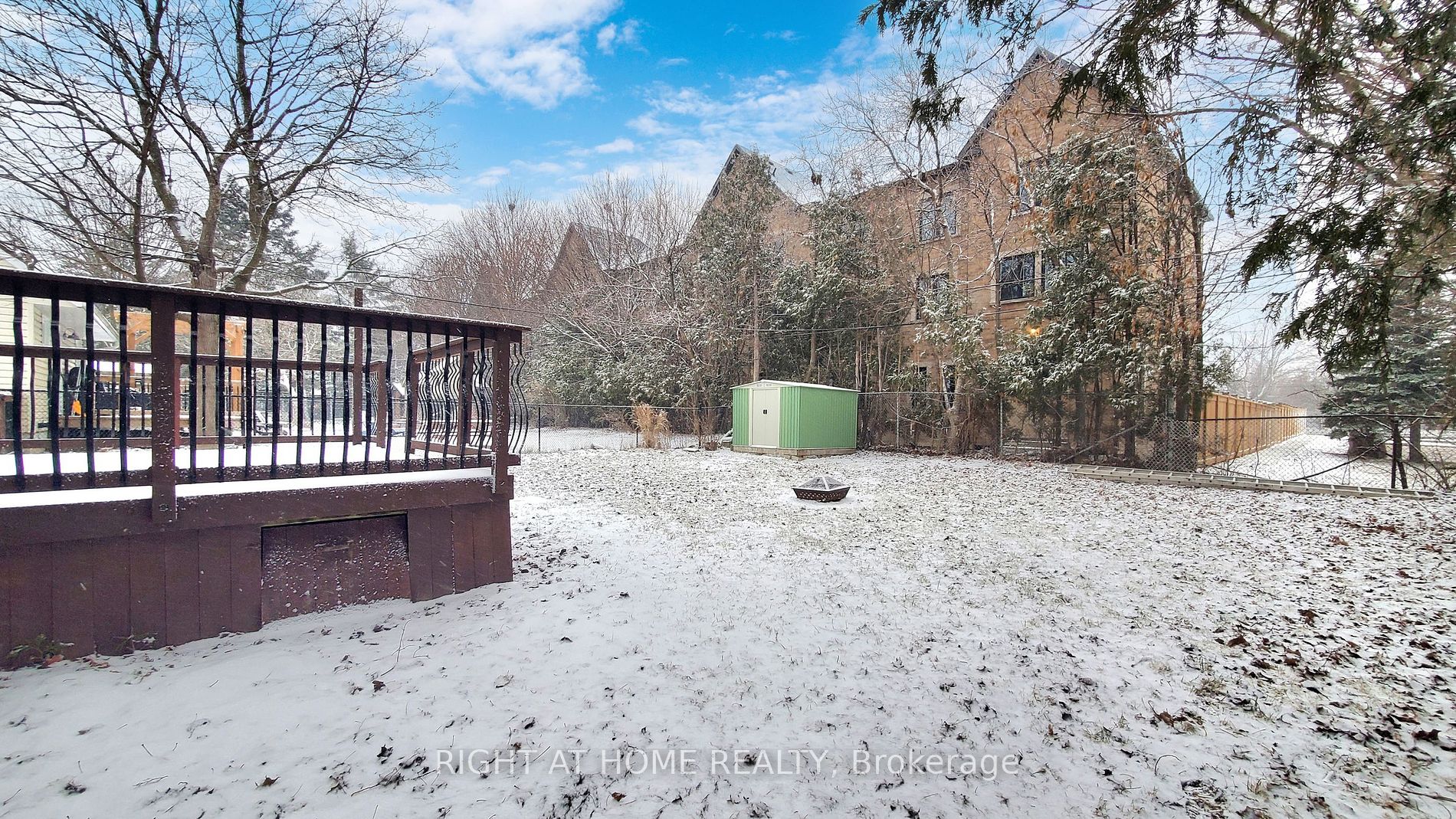 265 Andrew St