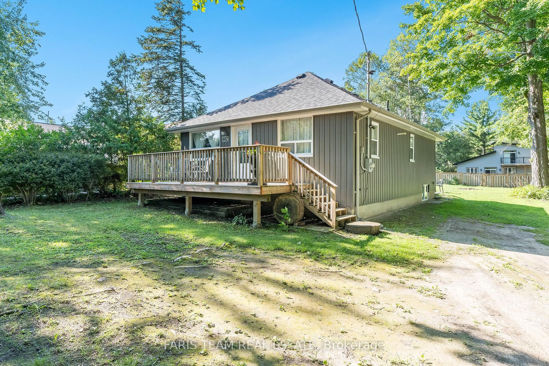 882 Kennedy Rd