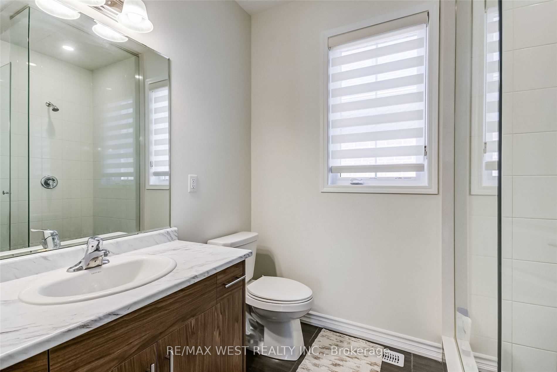 37 Chorus Cres