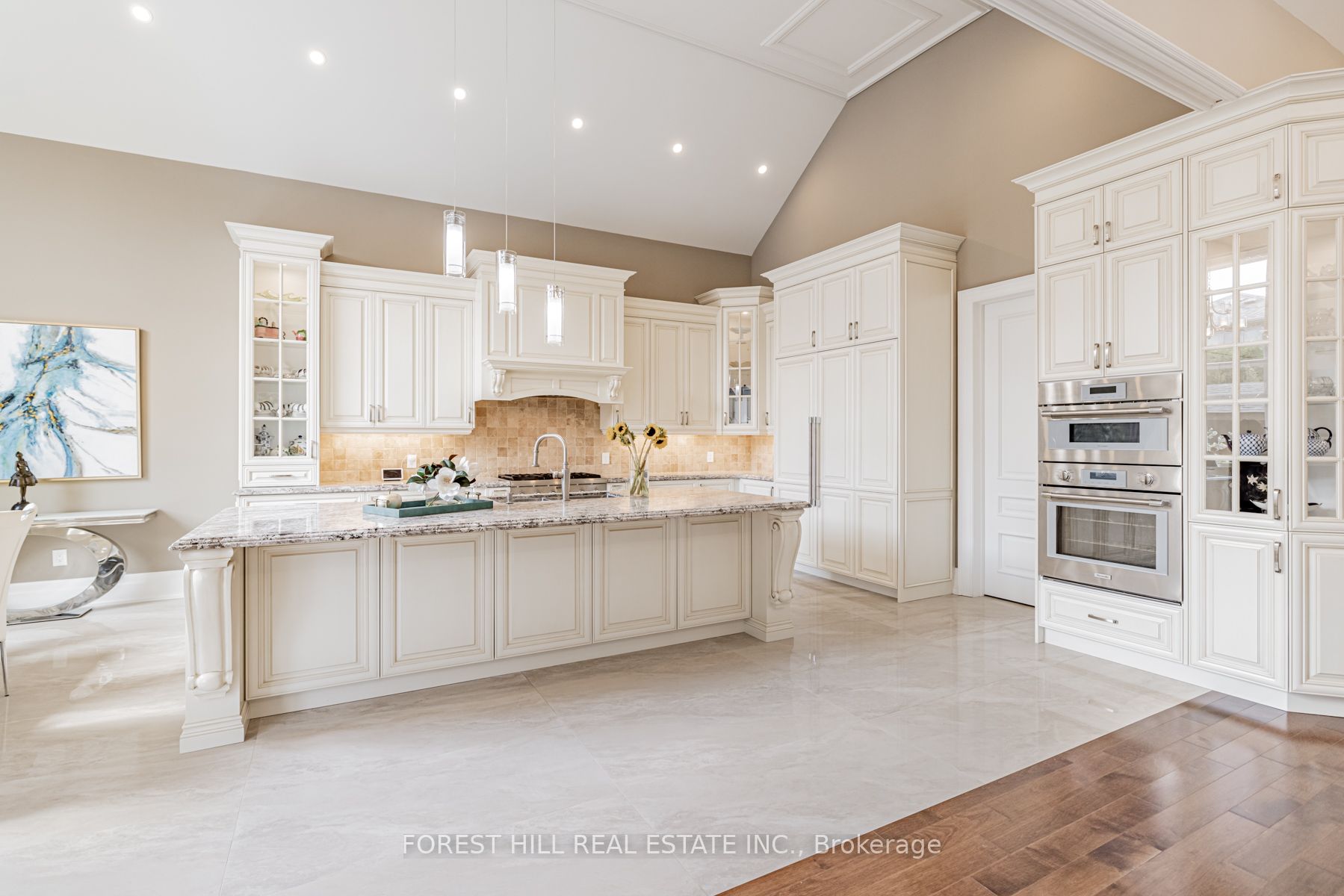 223 Crestwood Rd