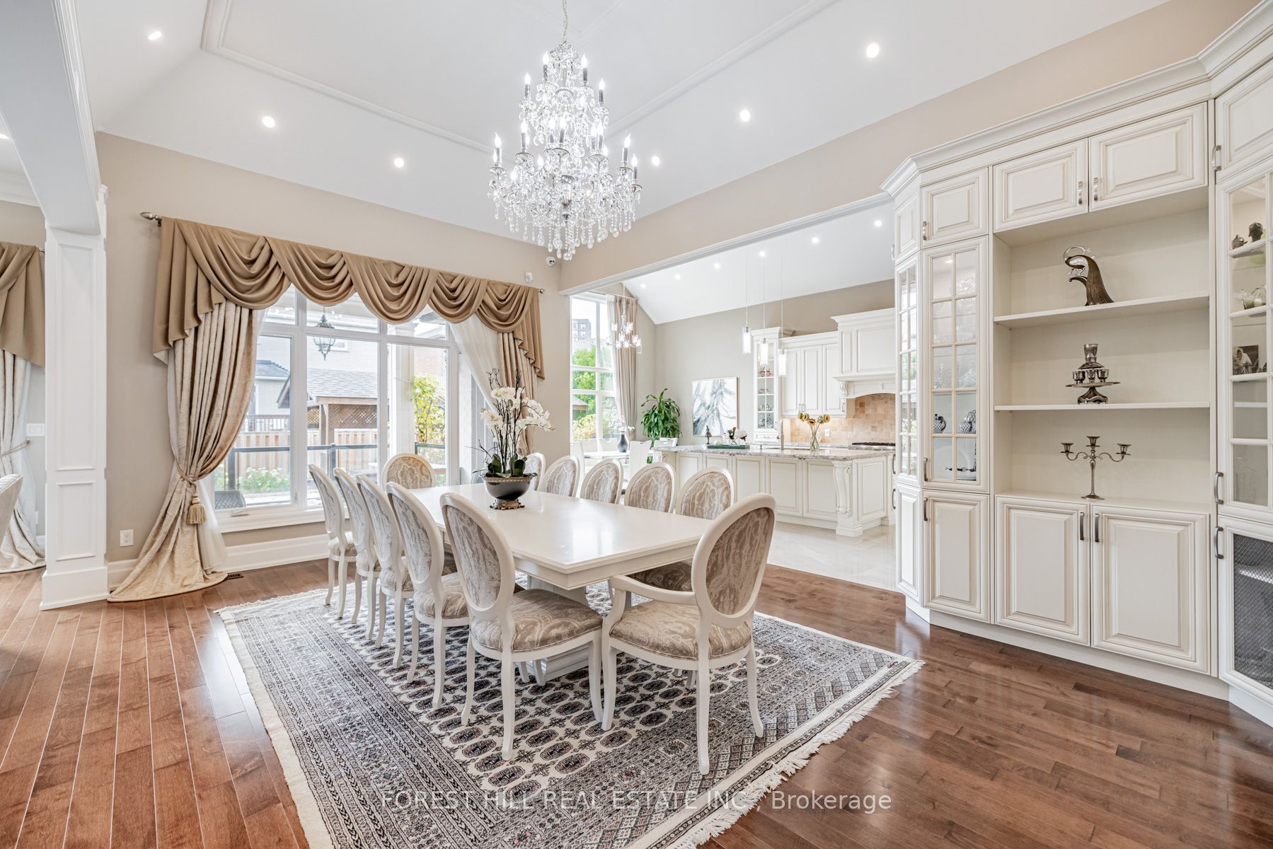 223 Crestwood Rd