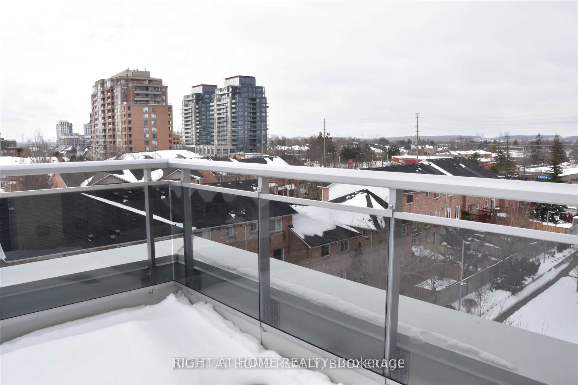 9199 Yonge St, #517