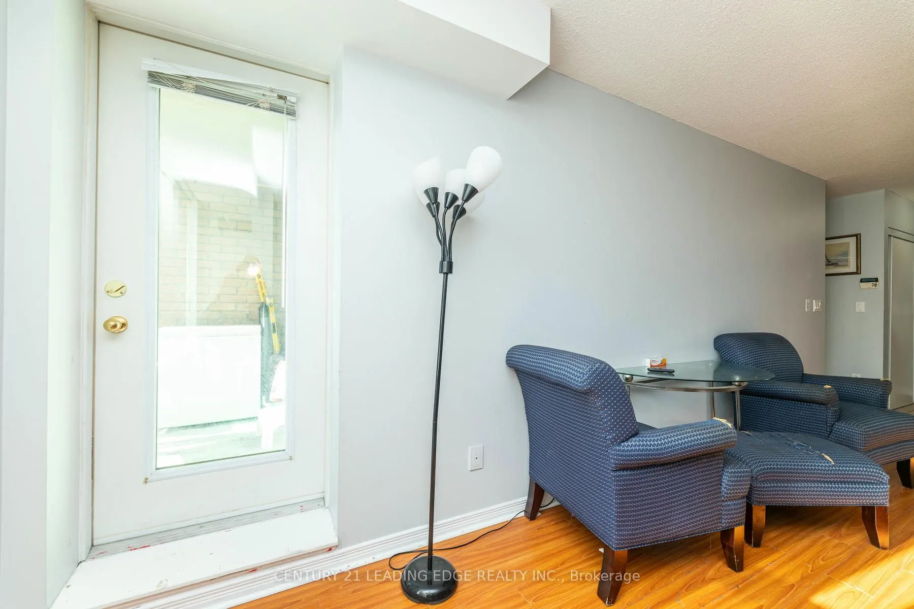11 Oneida Cres, #712