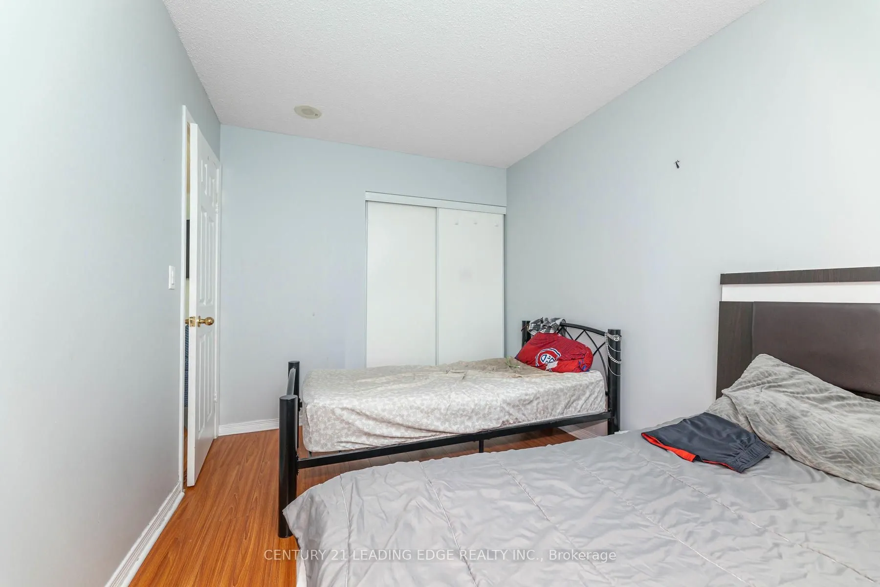 11 Oneida Cres, #712