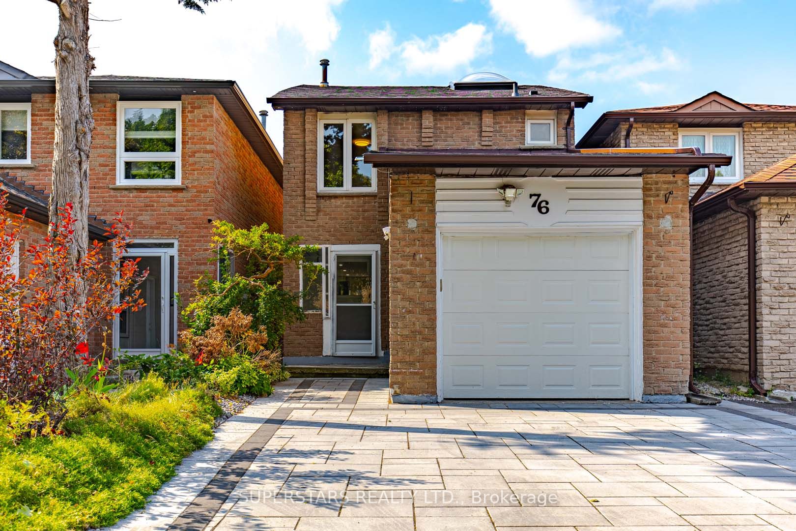 76 Cottsmore Cres