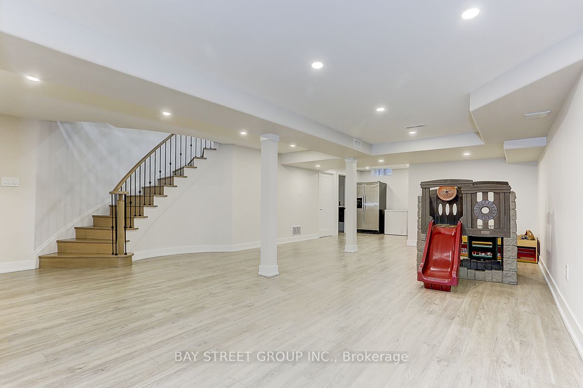955 Portminster Crt