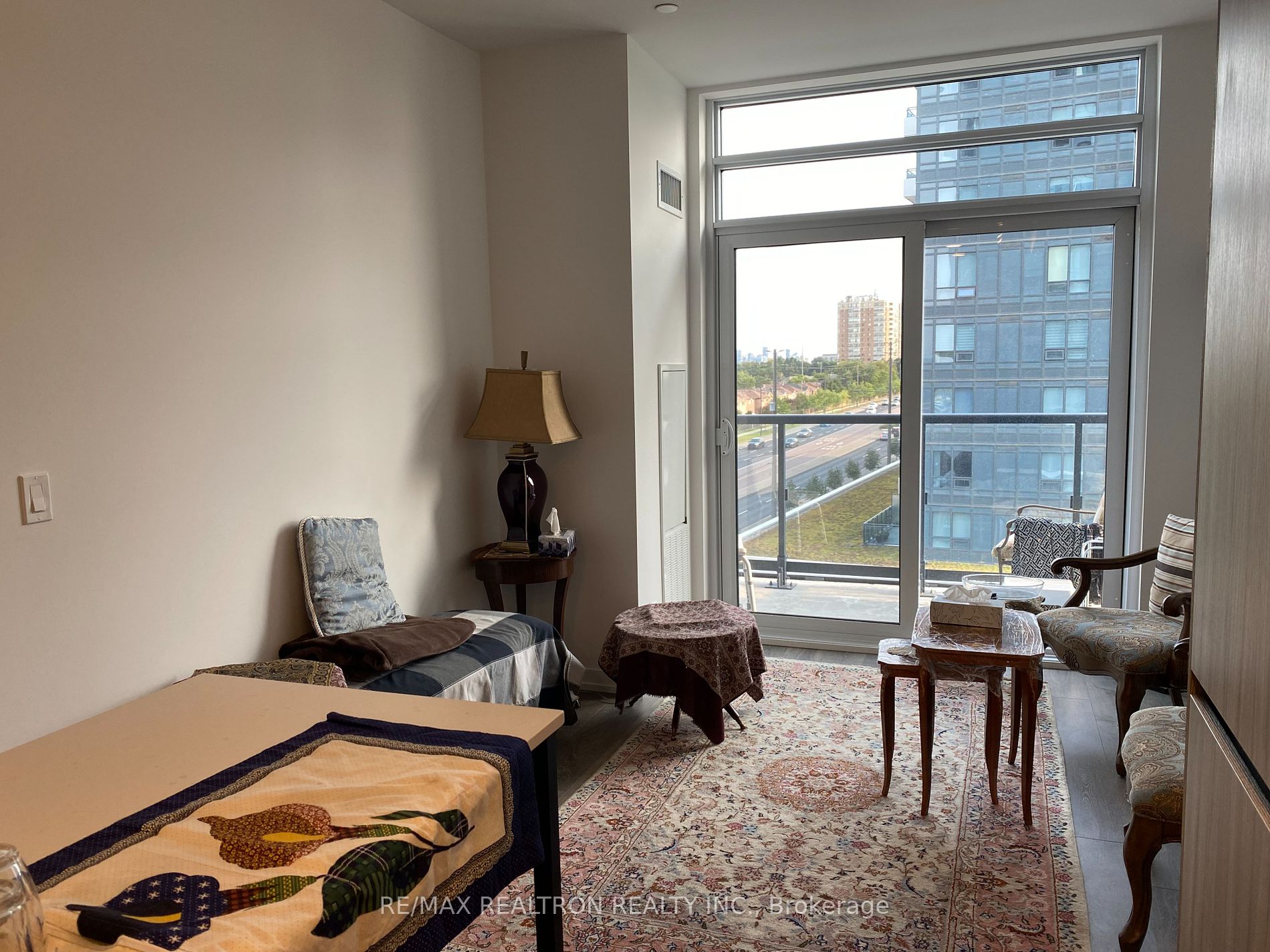 7950 Bathurst St, #617