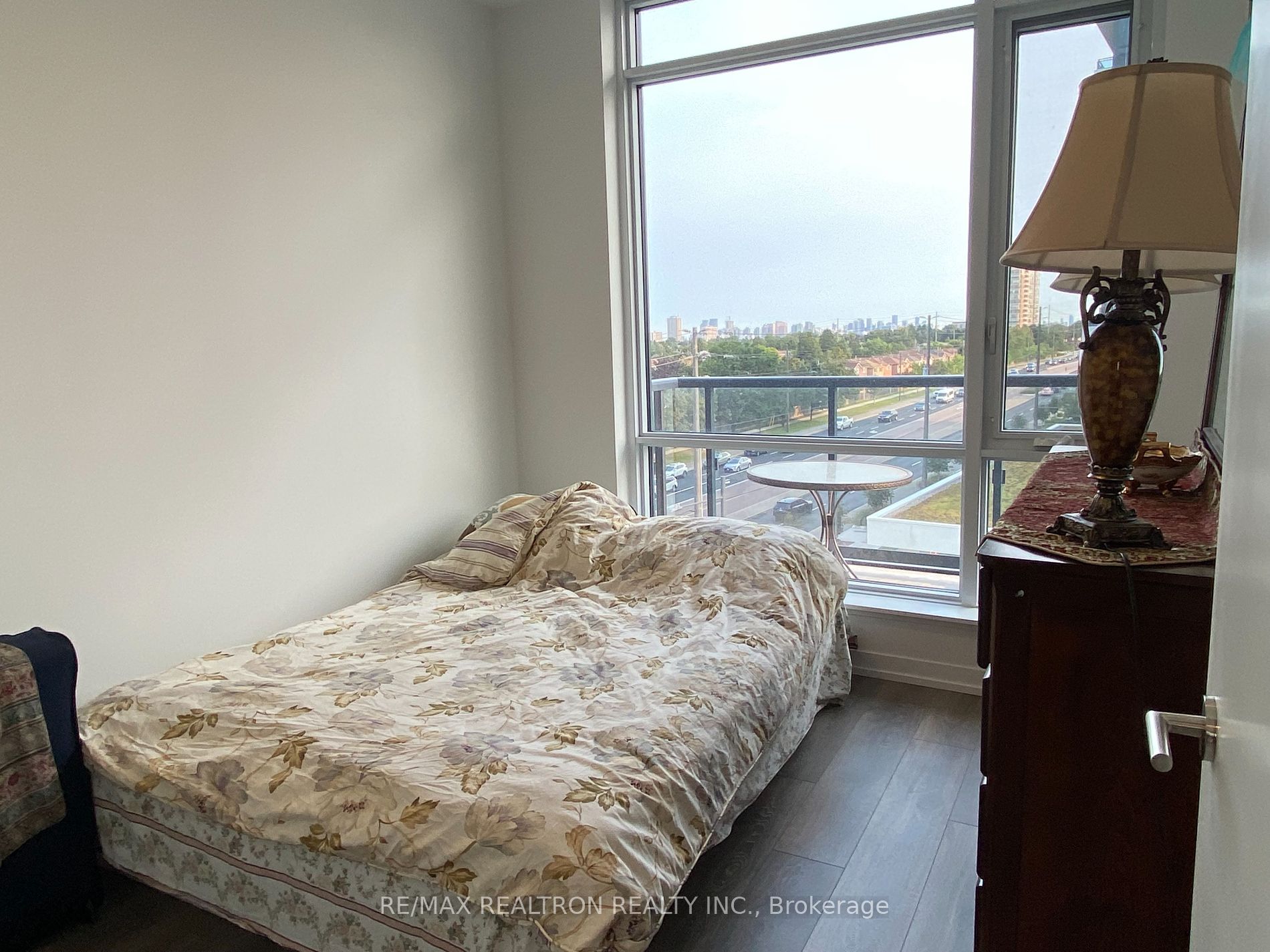 7950 Bathurst St, #617