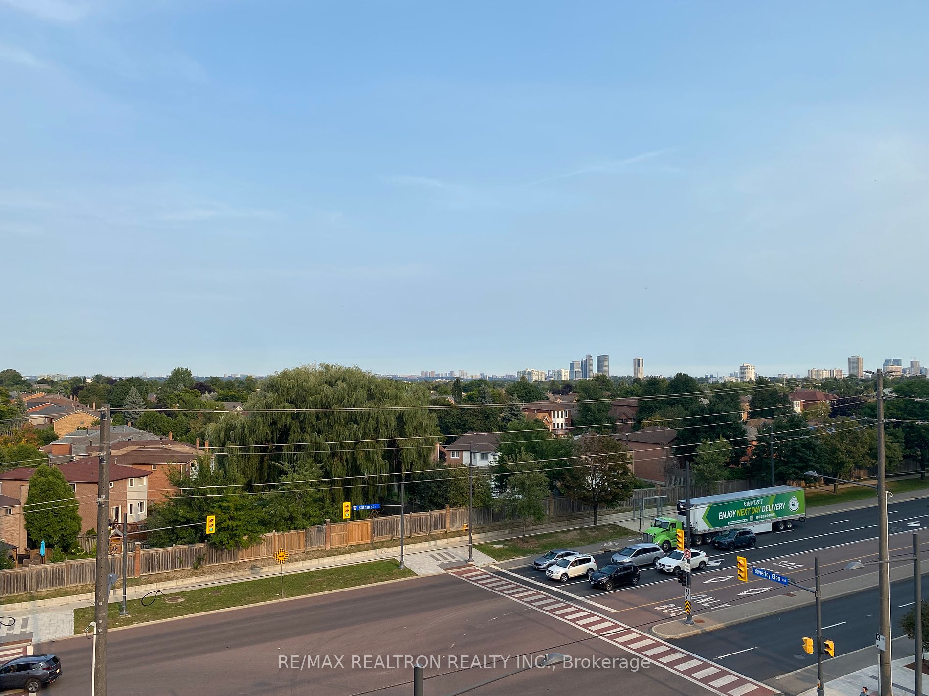 7950 Bathurst St, #617