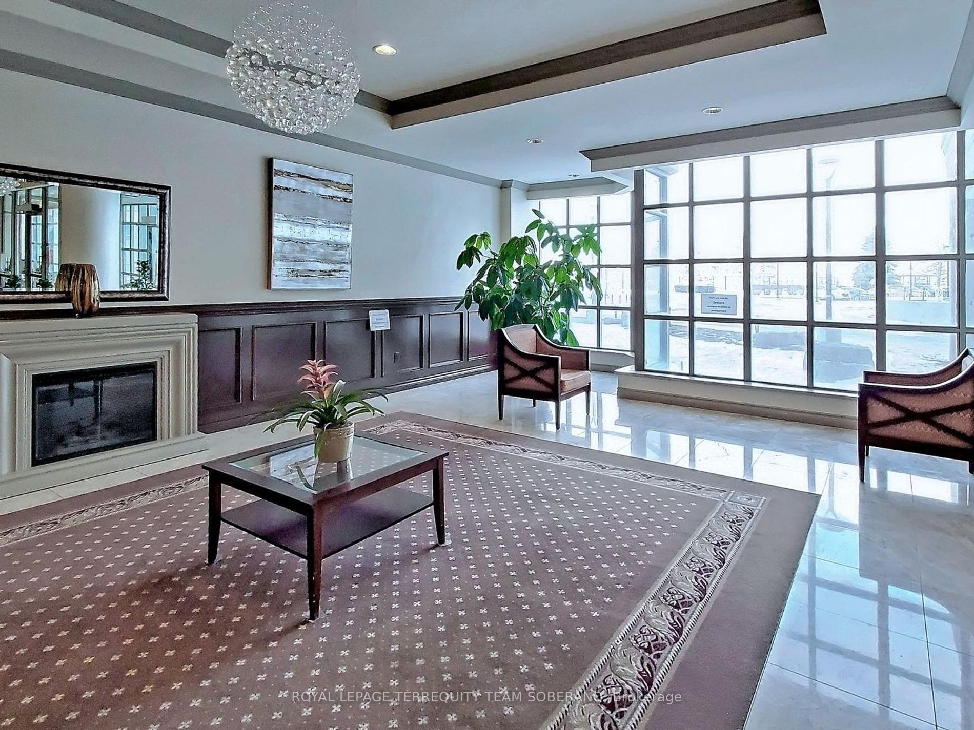 7 Townsgate Dr, #312