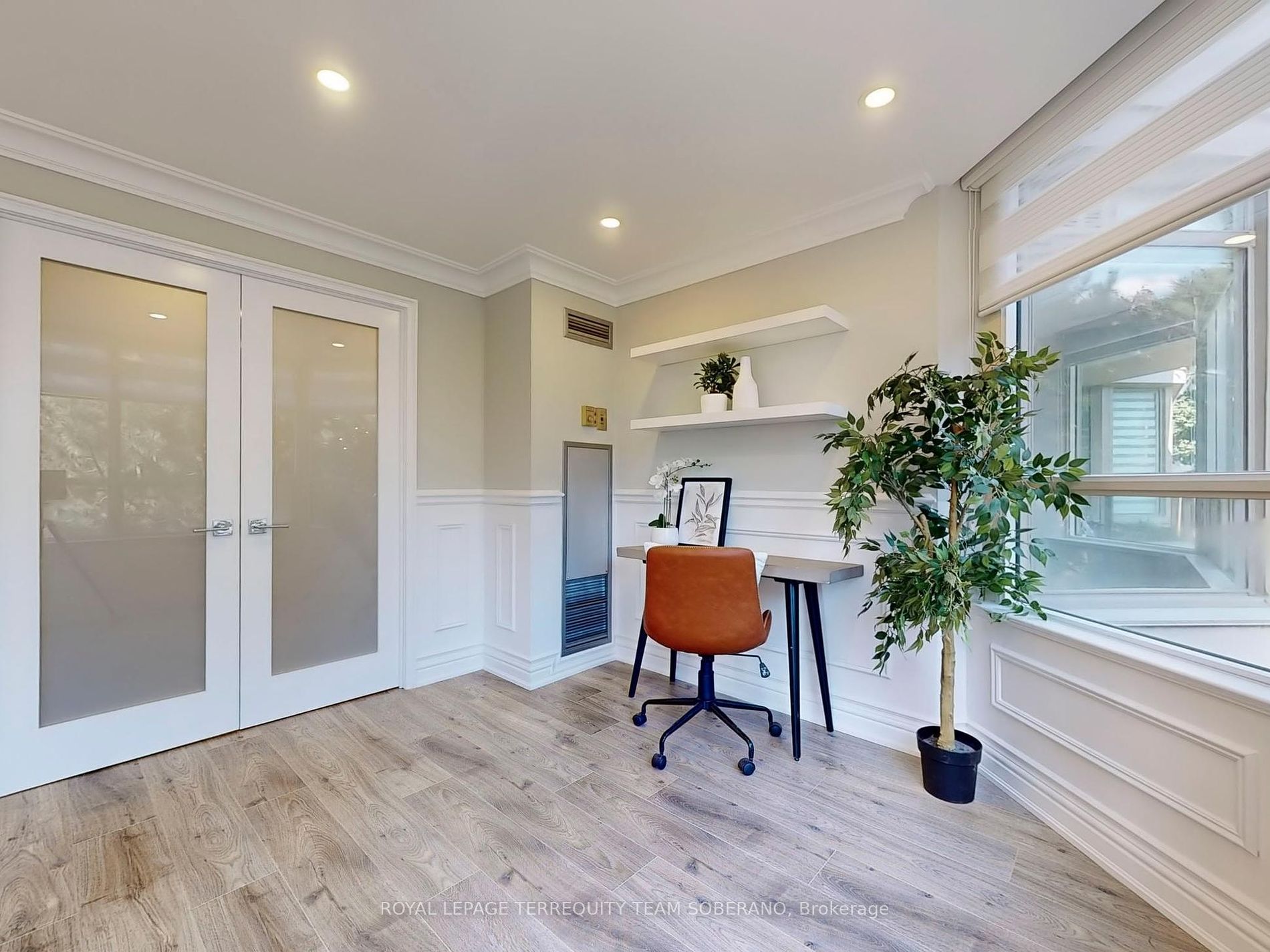 7 Townsgate Dr, #312