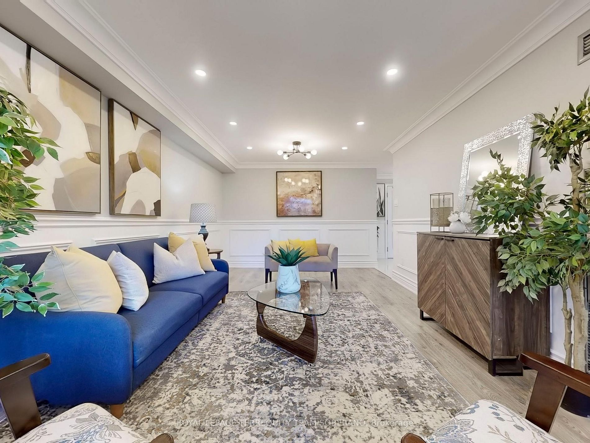 7 Townsgate Dr, #312