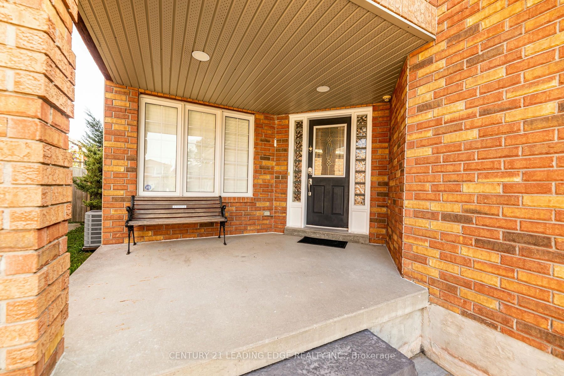 38 Roughley St