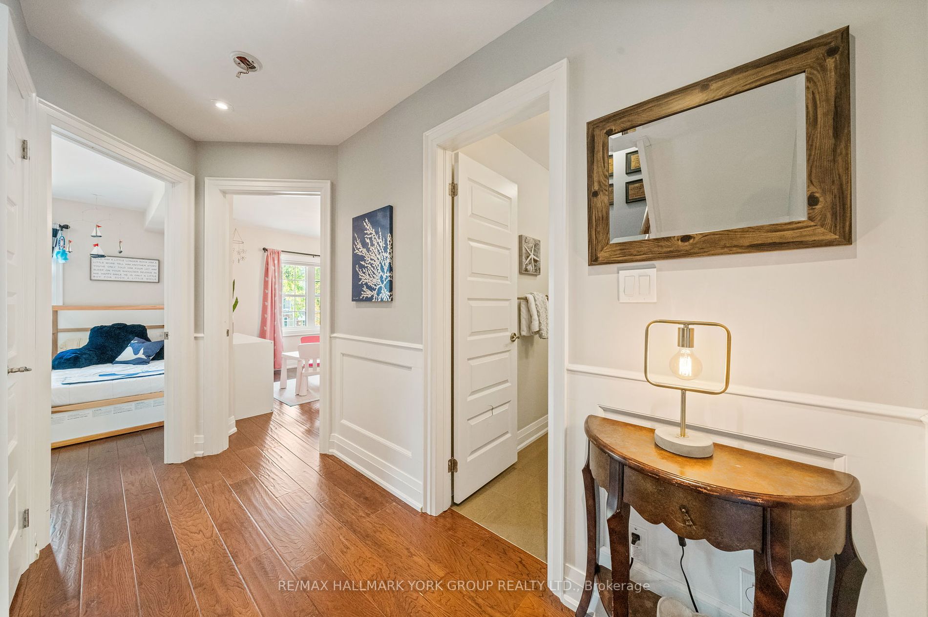 119 Richmond St