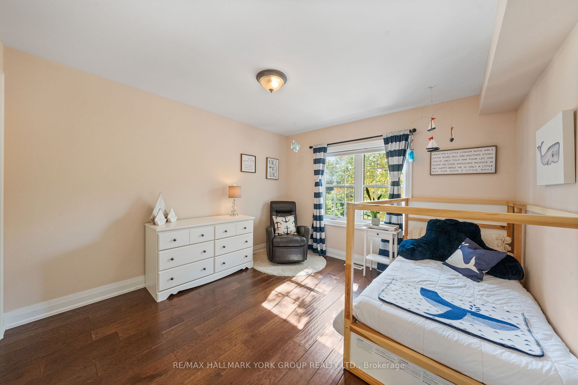 119 Richmond St