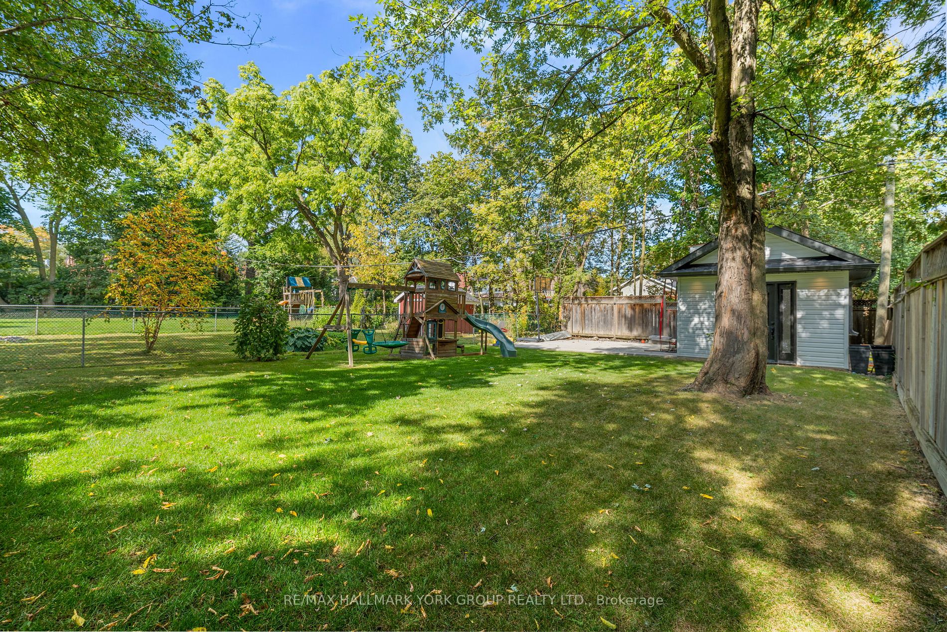 119 Richmond St
