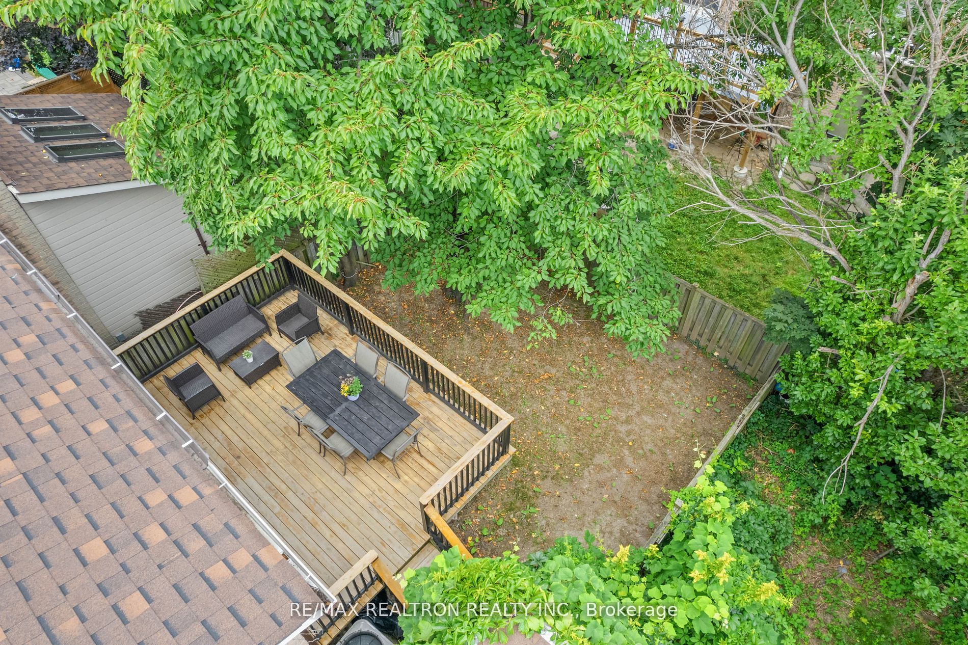14 Mortimer Crt