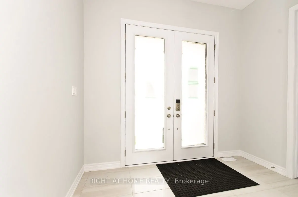 92 Pine Hill Cres