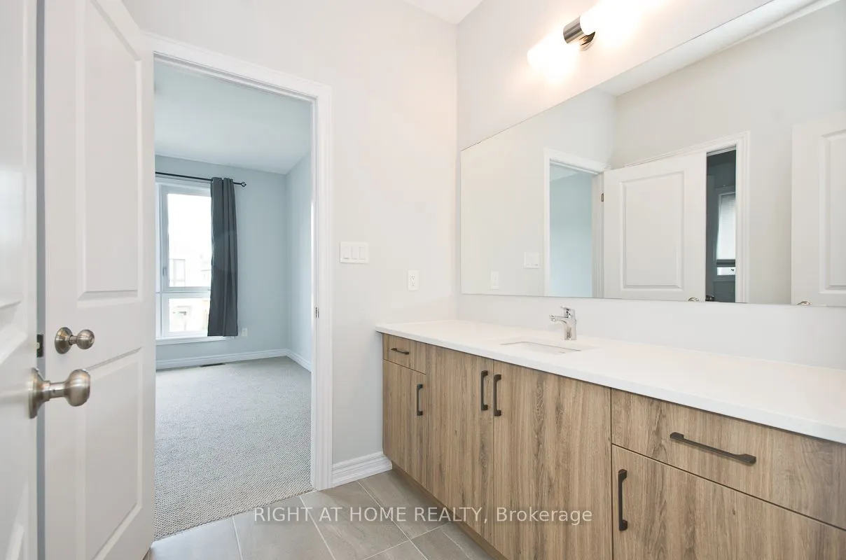 92 Pine Hill Cres