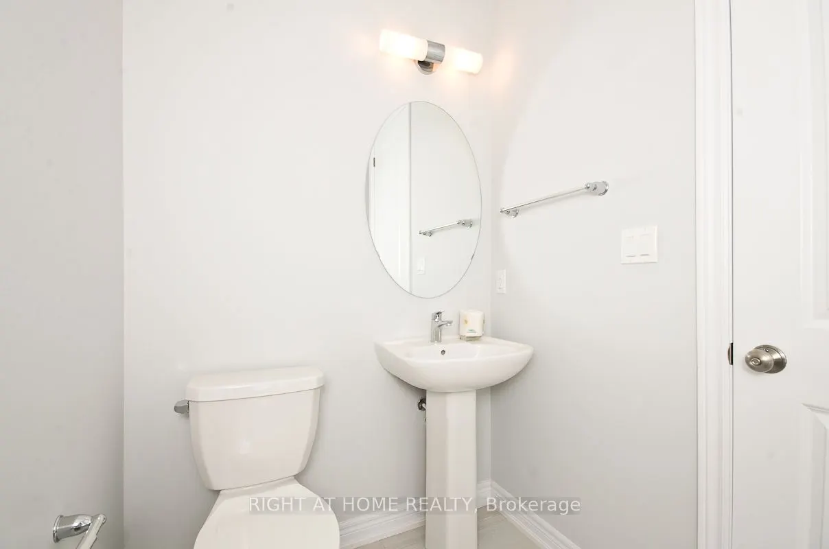 92 Pine Hill Cres