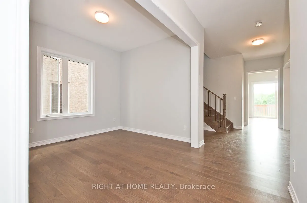 92 Pine Hill Cres