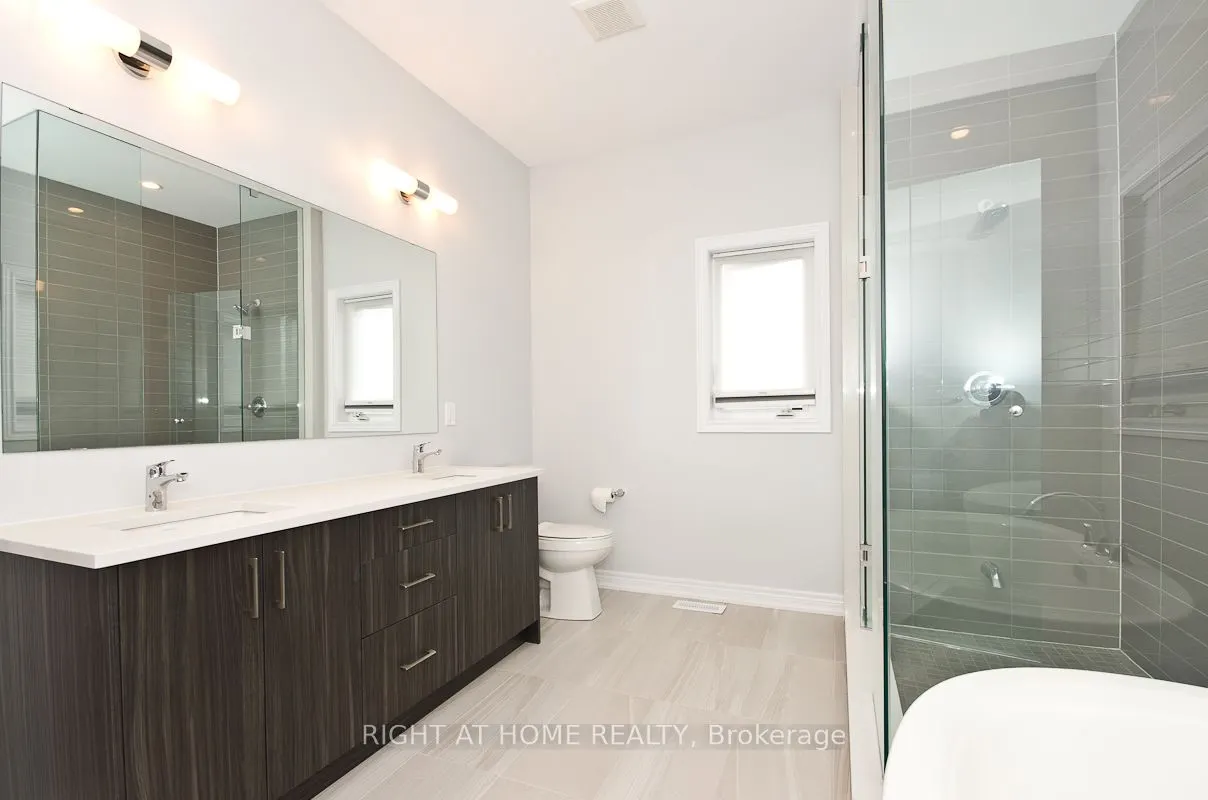92 Pine Hill Cres