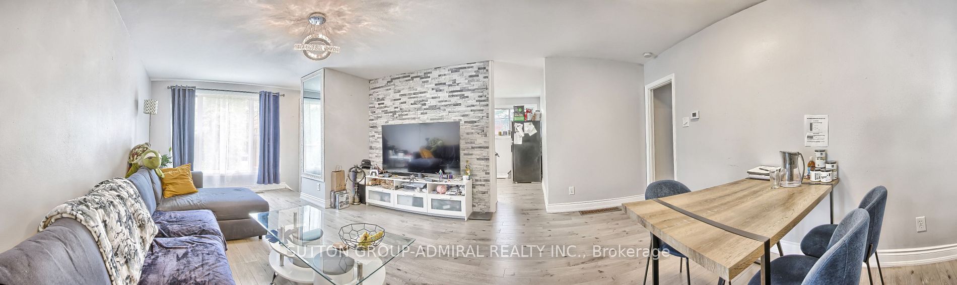 211 Axminster Dr