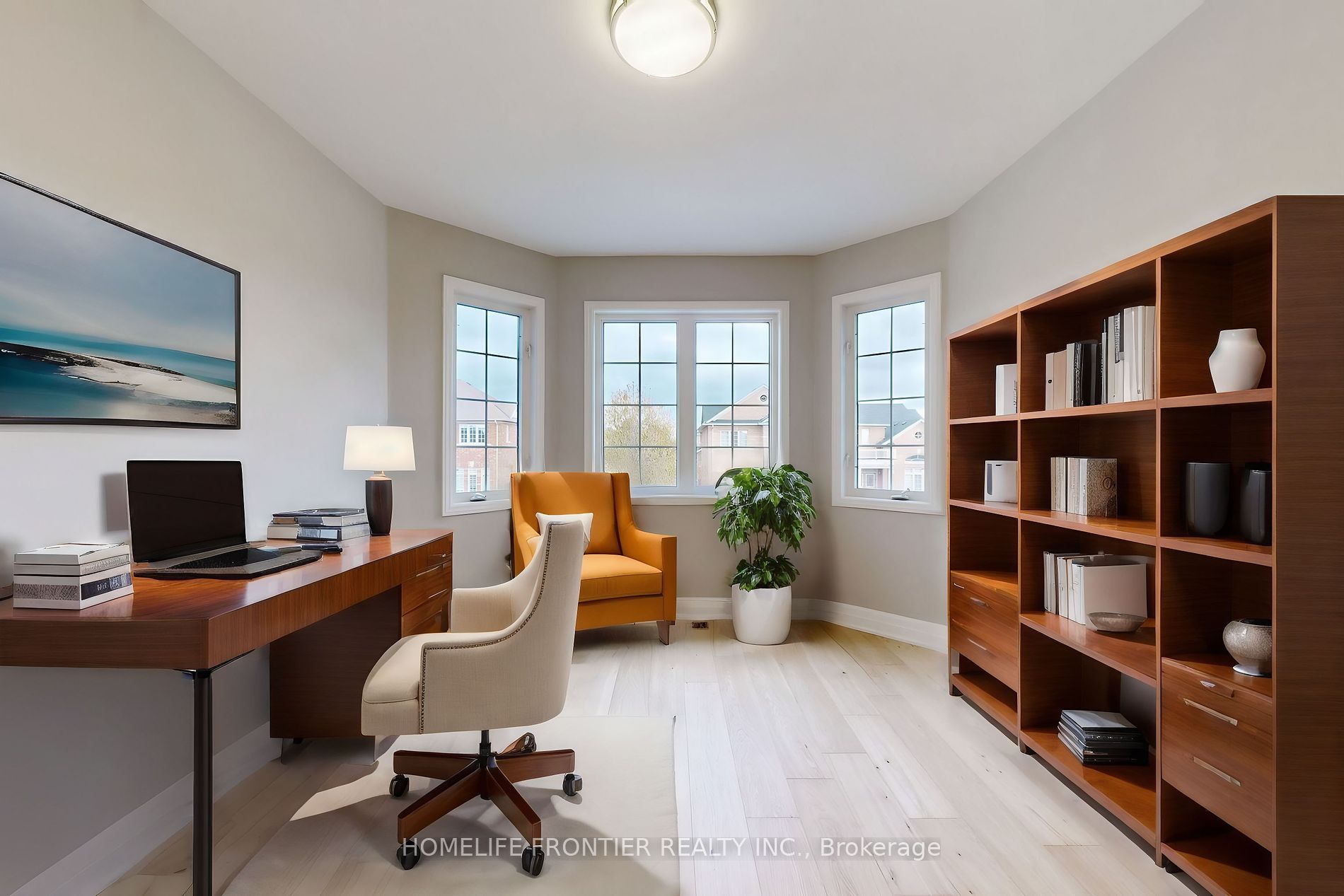 10 Delattaye Ave